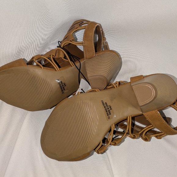 Rue 21 Brown Strappy Sandal with Block Heel - Picture 7 of 10